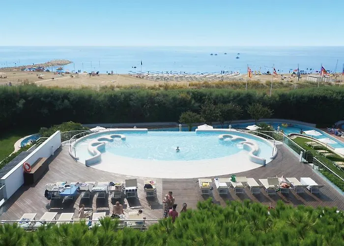 Union Lido منتجع كافالّينو